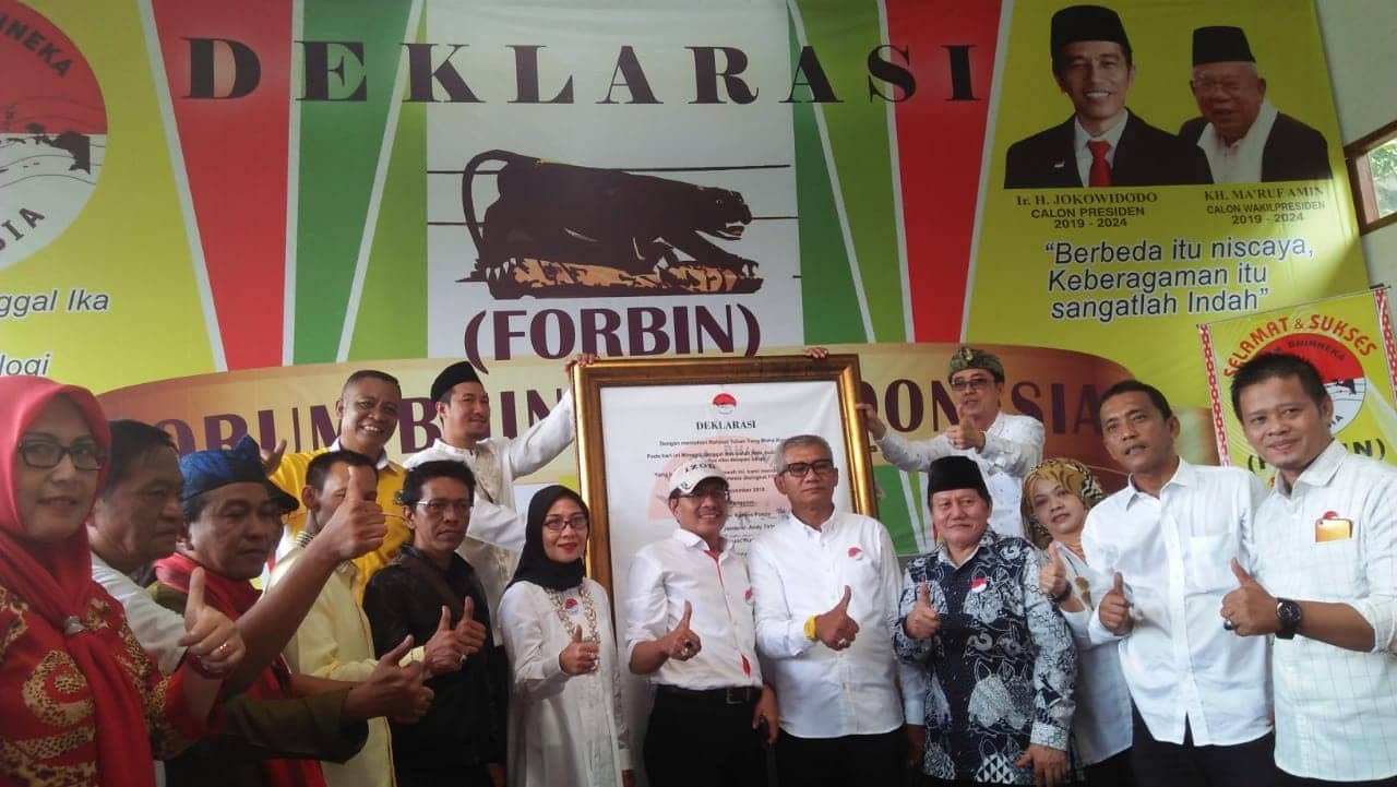 Pendeklarasikan Forum Bhinneka Indonesia (FORBIN).  Dihadiri politisi PDIP Adian Napitupulu.
