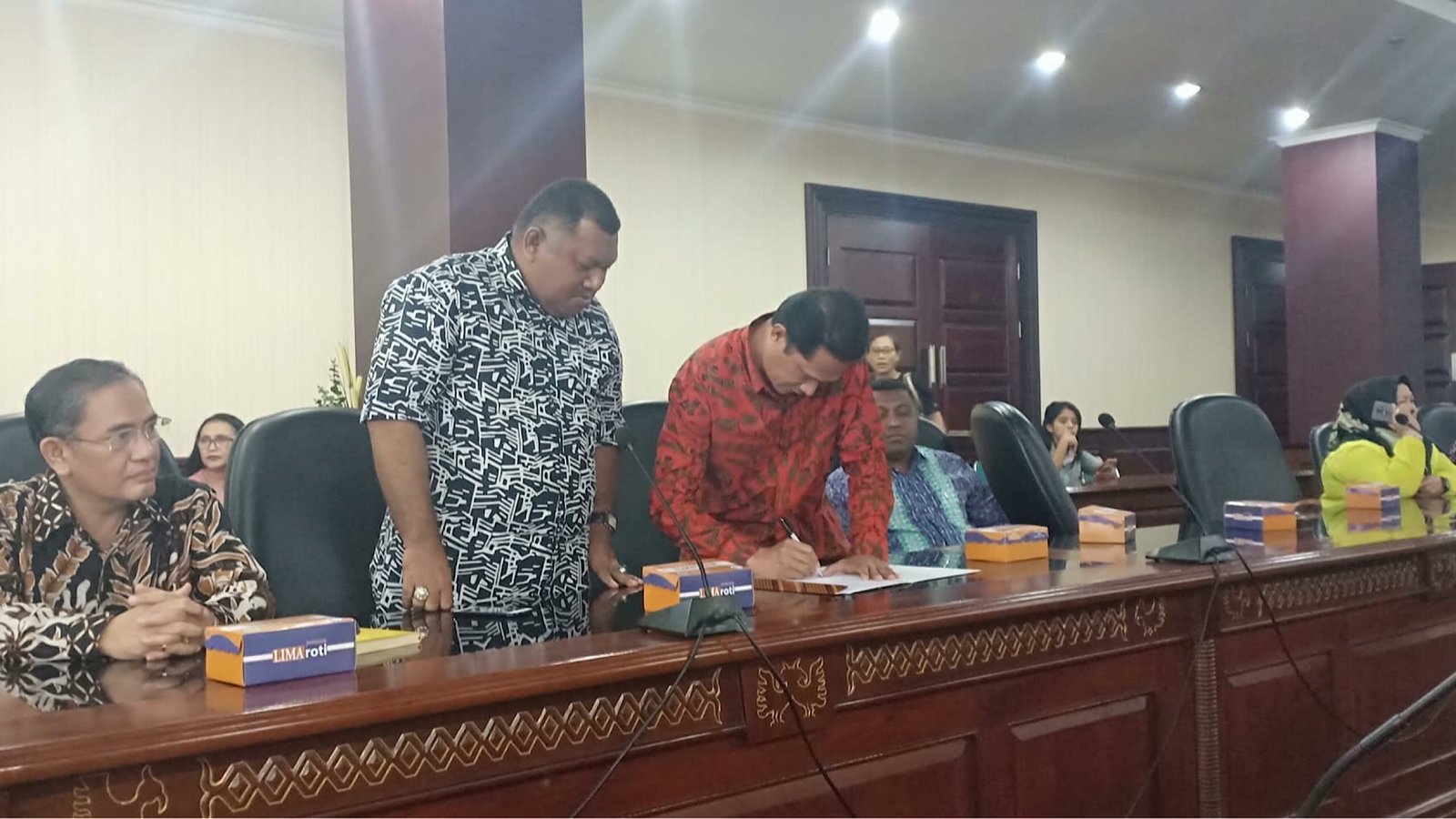 Penggantian tiga peJabat PD Panca Karya di Ambon.