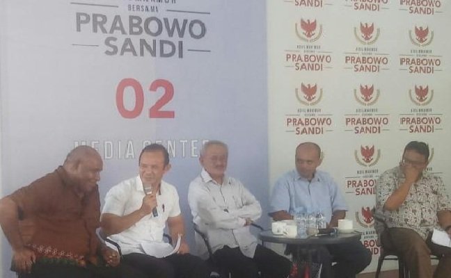 Diskusi Indonesia pasca Jokowi: ‘Keadilan pembangunan Maluku dan Papua, Apa Solusinya’ di Jln Sriwijaya, Jakarta Selatan, Rabu, (6/2/2019).