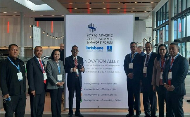 Walikota Ambon bersama sejumlah pihak hadir di Gedung Convention Center Brisbane,  mengikuti Forum Asia Pasific Cities Summit (APCS) 2019  yang diselenggarakan di Kota Brisbane, Australia, Senin (8/7/2019)