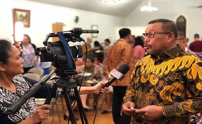 Gubernur Maluku Irjen Pol. (Purn) Drs. Murad Ismail memberikan penjelasan kepada pers, di sela-sela pertemuan dengan warga diaspora Indonesia di Rockville AS, Rabu malam (31/7/2019) (FOTO: HUMAS PEMPROV MALUKU)