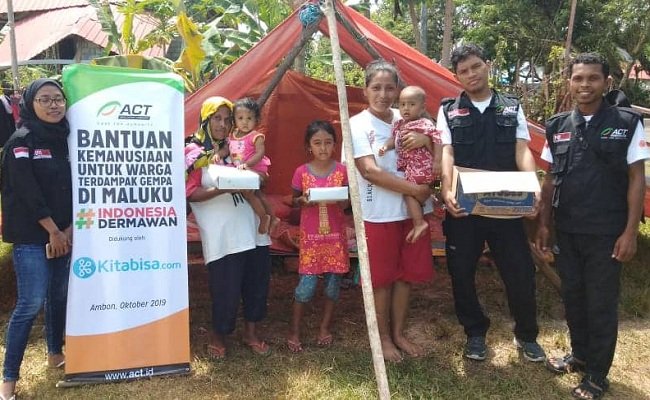 Tim MRI-ACT Maluku saat melakukan pendampingan di lokasi pengungsian korban gempa bumi yang melanda Pulau Ambon dan sekitarnya  (FOTO : Tim ACT Maluku)