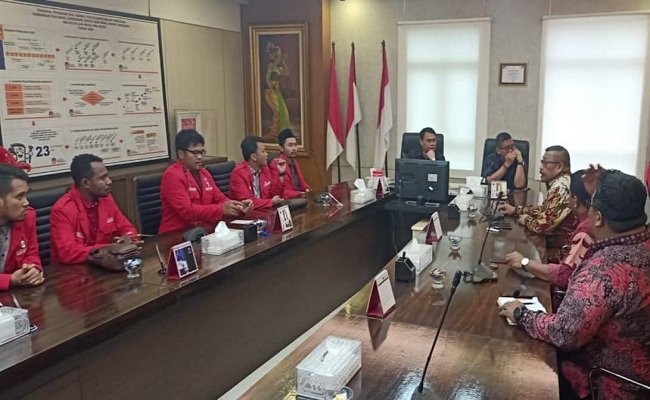 Gubernur Maluku Murad Ismail menerima Badan Pekerja Kongres (BPK) GMNI di Jakarta, Kamis (14/11/2019).
