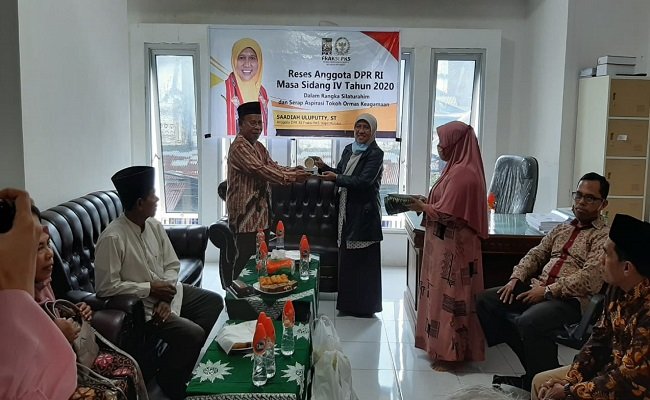Pengurus Wilayah Muhammadiyah Provinsi Maluku saat bersama Sa’adiah Uluputty Anggota DPR RI Fraksi PKS, Rabu (29/7/2020).