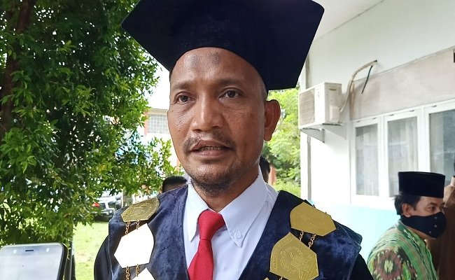Rektor Uniqbu DR Moh Sehol SPd MSi MPdSi 