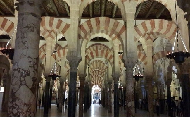 Mezquita – Cordoba, Spanyol. Kebangkitan itu berawal dari rumah – rumah Allah.