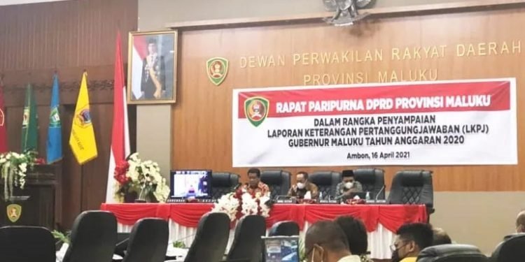 Rapat Paripurna DPRD Maluku bersama Gubernur Maluku di Gedung DPRD Maluku Karang Panjang Ambon, secara virtual, kemarin.