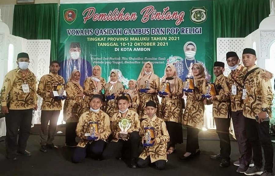 Kontingen Kabupaten Maluku Tengah dalam perhelatan Festival Bintang Vokalis Gambus dan Pop Religi Lembaga Seni Qasidah (LASQI) tingkat Propinsi Maluku tahun 2021.