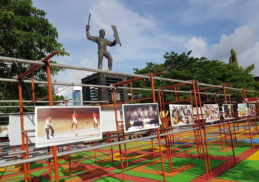 Sebanyak 76 foto dan grafis siap diikutkan dalam pameran Foto dan Grafis yang digelar di Taman Pattimura Ambon oleh Perum LKBN ANTARA, Rabu 10 November 2021