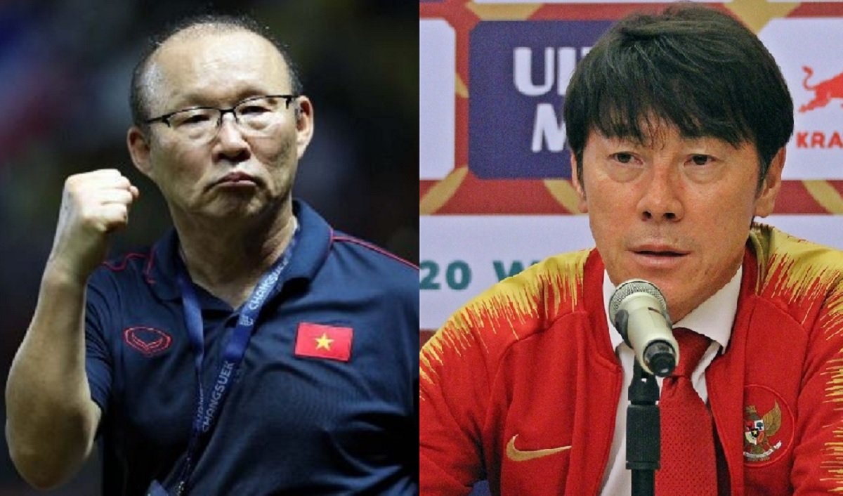 Pelatih Timnas Vietnam, Park Hang-seo (kiri) dan Pelatih Timnas Indonesia Shin Tae Yong