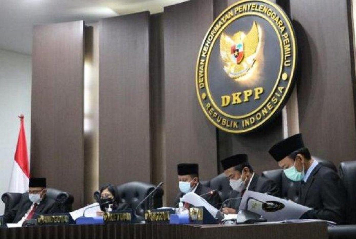 Ilustrasi sidang kode etik di DKPP Jakarta