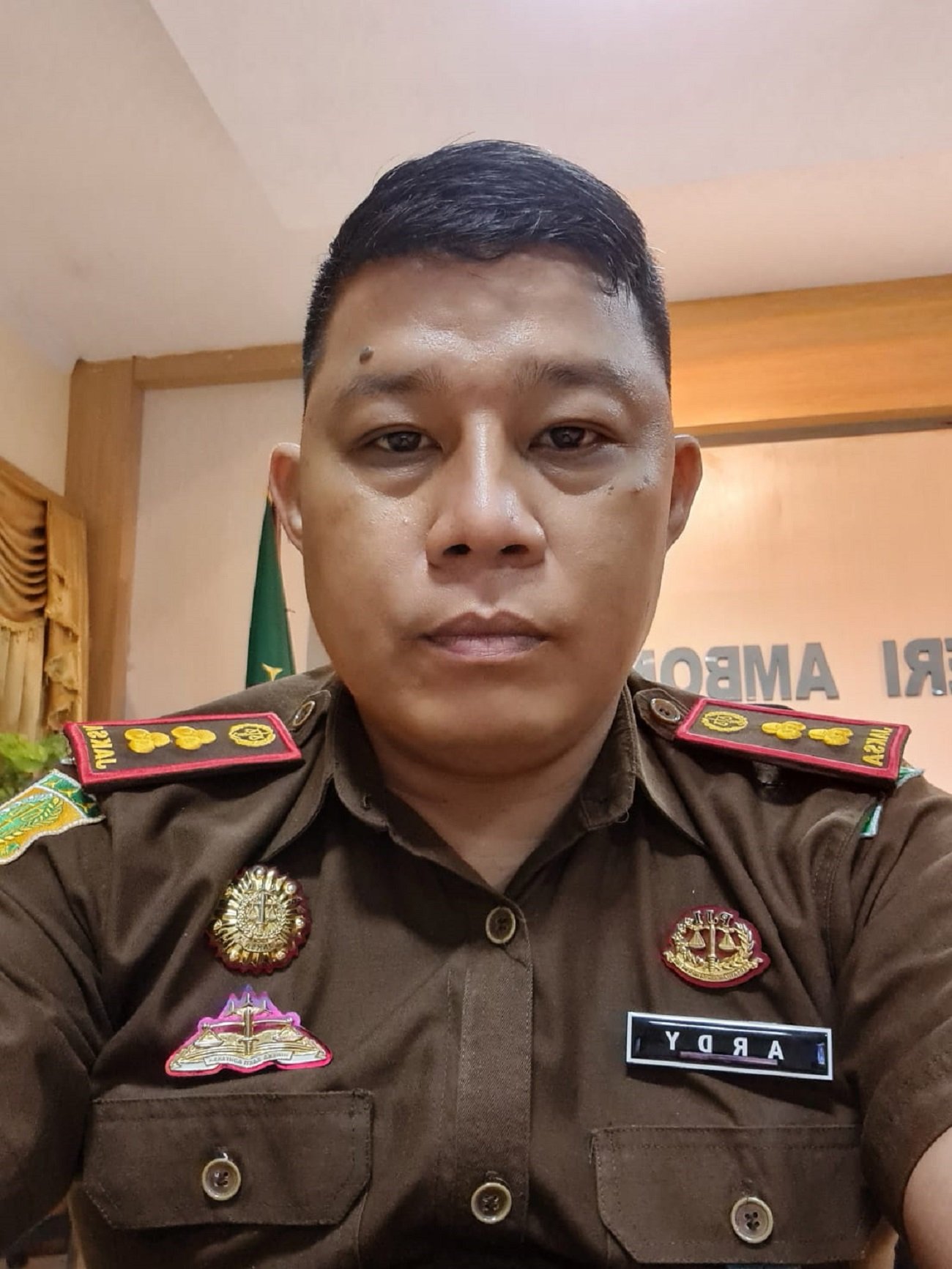 Ardy, Kepala Kantor Kejaksaan  Cabang Negeri Ambon Saparua