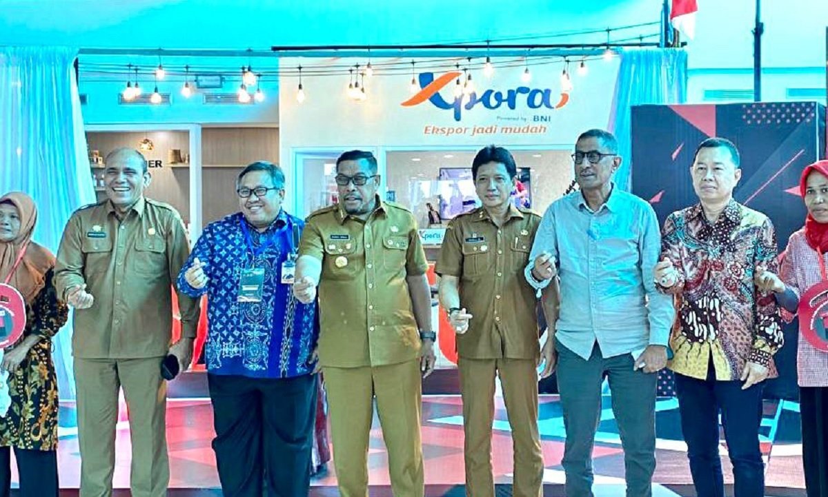 Gerai UMKM Malaku ini dilaunching secara resmi oleh Gubernur Maluku Irjen Pol [Purn] Drs. Murad Ismail di ruang tunggu lantai II Bandara Pattimura Ambon, Selasa (20/12/2022).