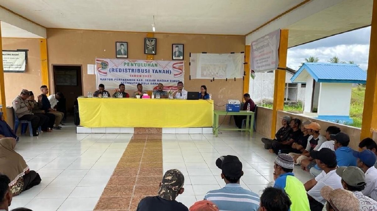 BPN SBT melakukan penyuluhan Redistribusi Tanah di Desa Waisamet, Kecamatan Bula Barat, Kamis (16/02/2023). Foto : Istimewa