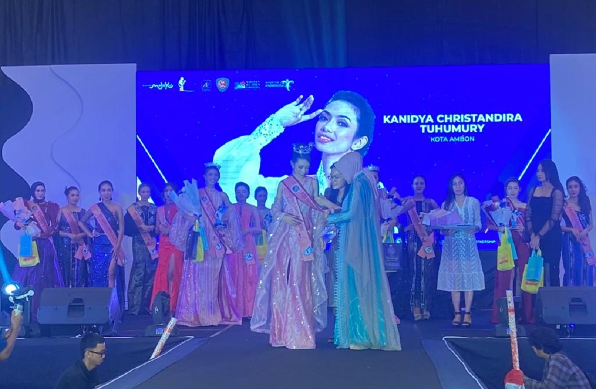 Putri Pariwisata Kota Ambon Kanidya  C. Tuhumury yang ditetapkan sebagai pemenang dan akan mewakili Maluku di ajang Putri Pariwisata Indonesia tahun 2023