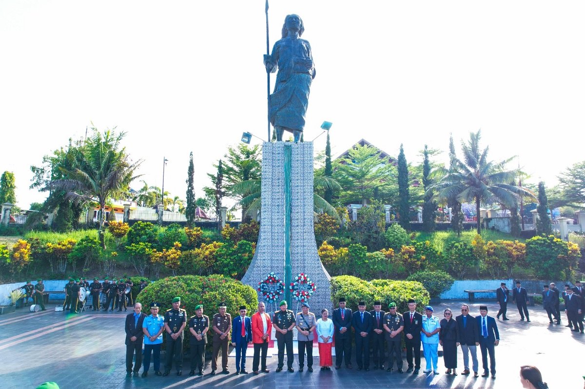 Upacara Peringatan 206 Tahun Perjuangan Martha Christina Tiahahu, di halaman Monumen Martha Christina Tiahahu, Karang Panjang, Ambon, Selasa (2/1/2024).