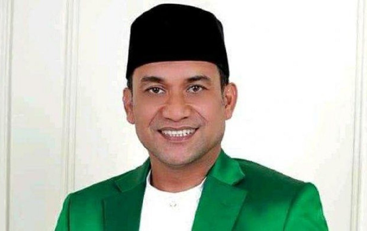 Ketua DPW PPP Maluku Aziz Hentihu
