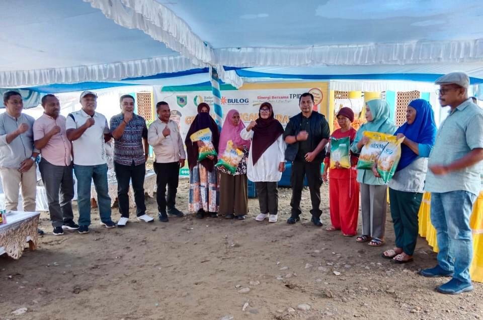 Dinas Ketahanan Pangan SBT menggelar gerakan pangan murah di Kampung Nelayan, Desa Administratif Sesar, Kecamatan Bula, Sabtu (15/6/2024).