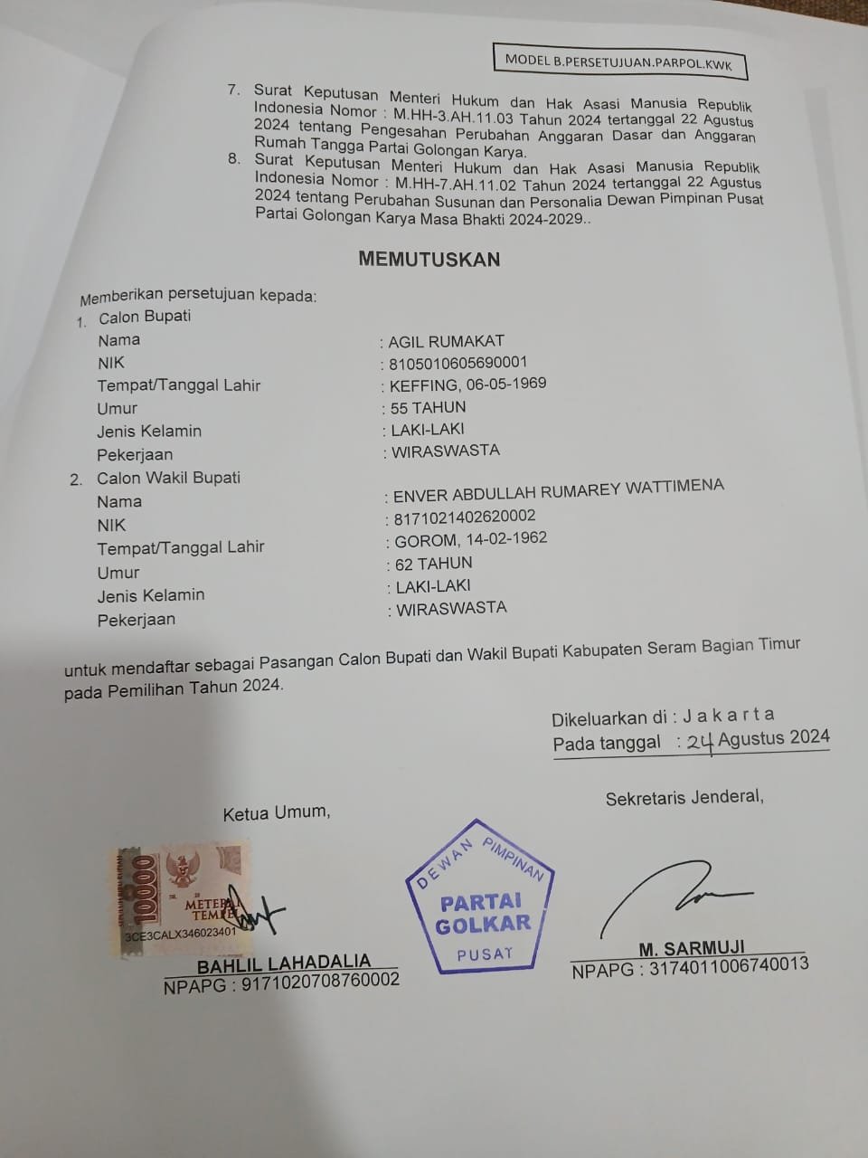 Formulir B1-KWK Partai Golkar kepada Balon Bupati dan Wakil Bupati SBT, Agil Rumakat-Enver Abdullah R. Wattimena (foto : Istimewa)