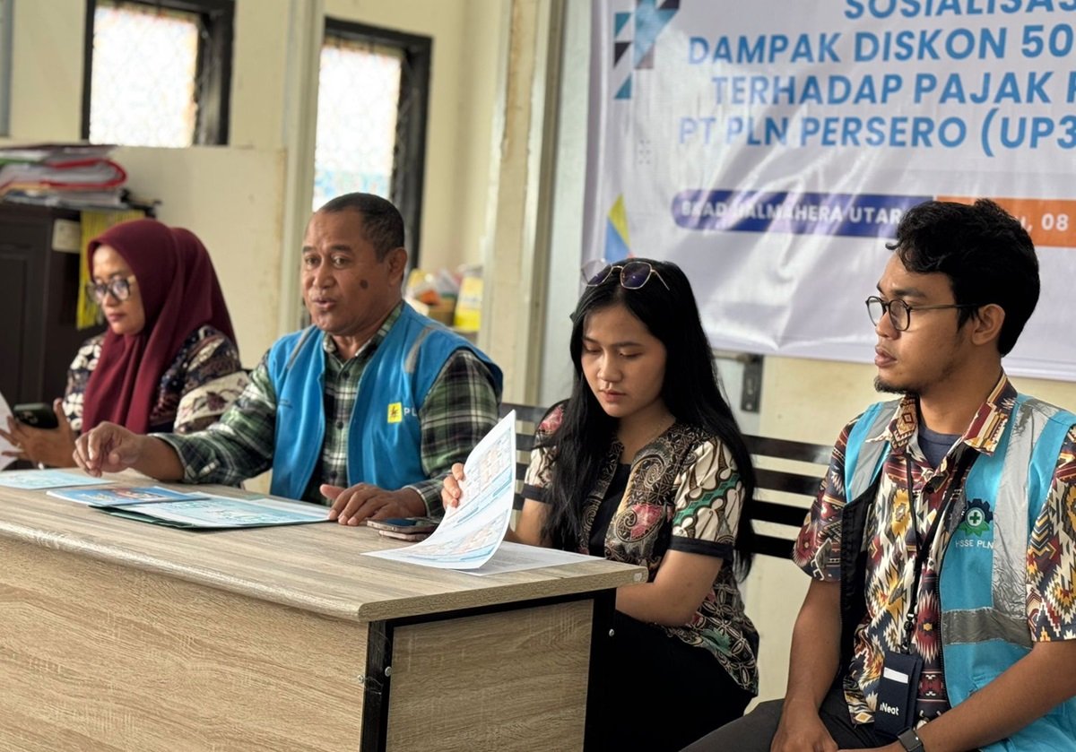 Unit Pelayanan Pelanggan (UP3) Tobelo menggelar sosialisasi terkait dampak diskon 50 persen listrik terhadap Pajak Barang dan Jasa Tertentu (PBJT) kepada Badan Pengelolaan Keuangan dan Aset Daerah (BPKAD) Kabupaten Halmahera Utara.