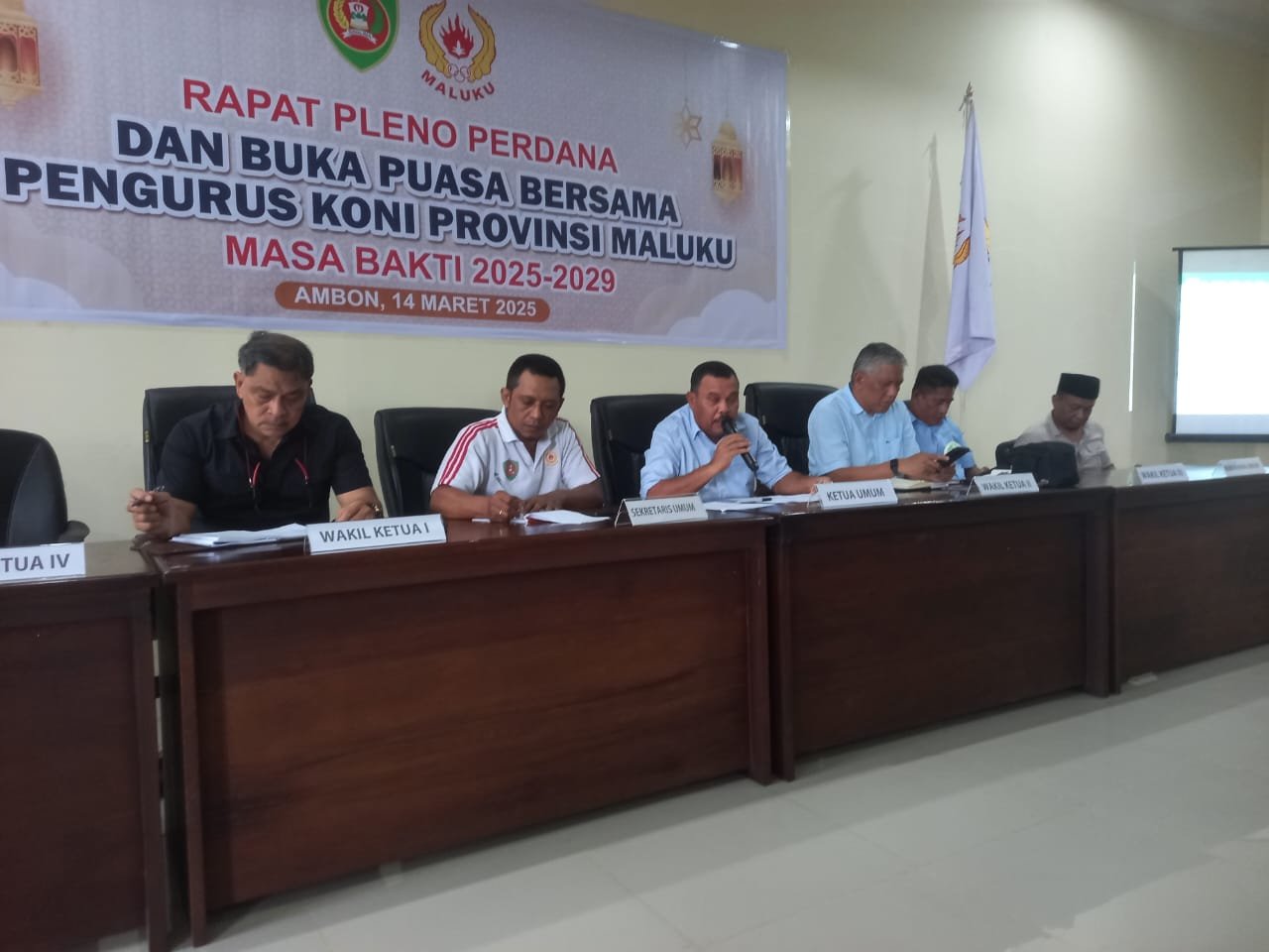 Pengurus KONI Maluku gelar rapat pleno perdana dan buka puasa bersama pengurus KONI Maluku masa bakti 2025-2029.