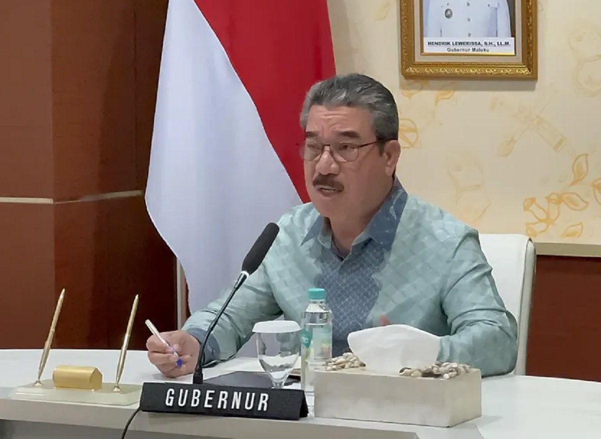 Gubernur Maluku Hendrik Lewerissa
