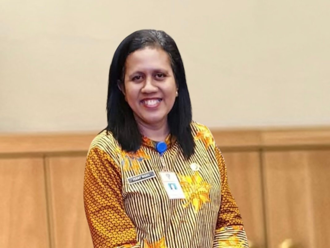 Kepala DPMPTSP Kota Ambon, Febrien Maail
