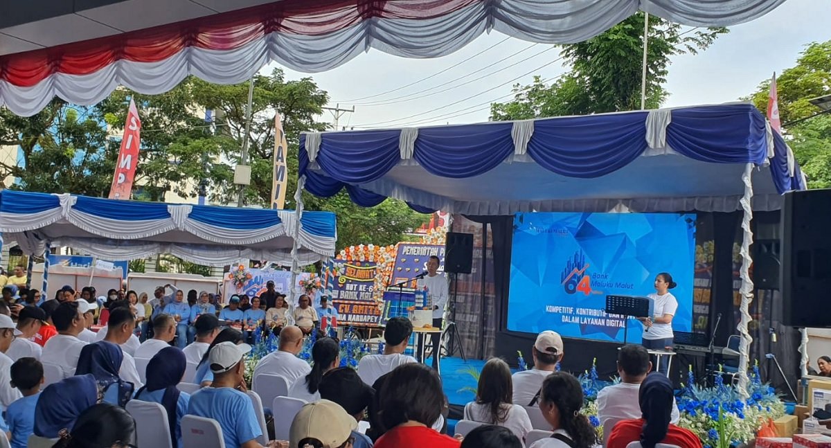 Peerayaan HUT ke-64 Bank Maluku Malut yang dipusatkan di Kantor Pusat Bank Maluku Malut, Ambon, Sabtu (25/10/2025)
